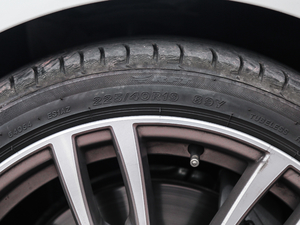 2017440i xDrive M\b ݆̥ߴ