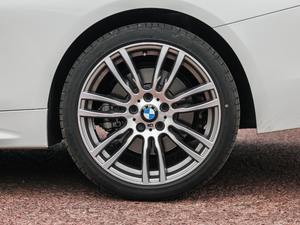 2017440i xDrive M\b ^