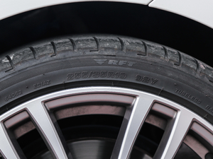 2017440i xDrive M\b ^