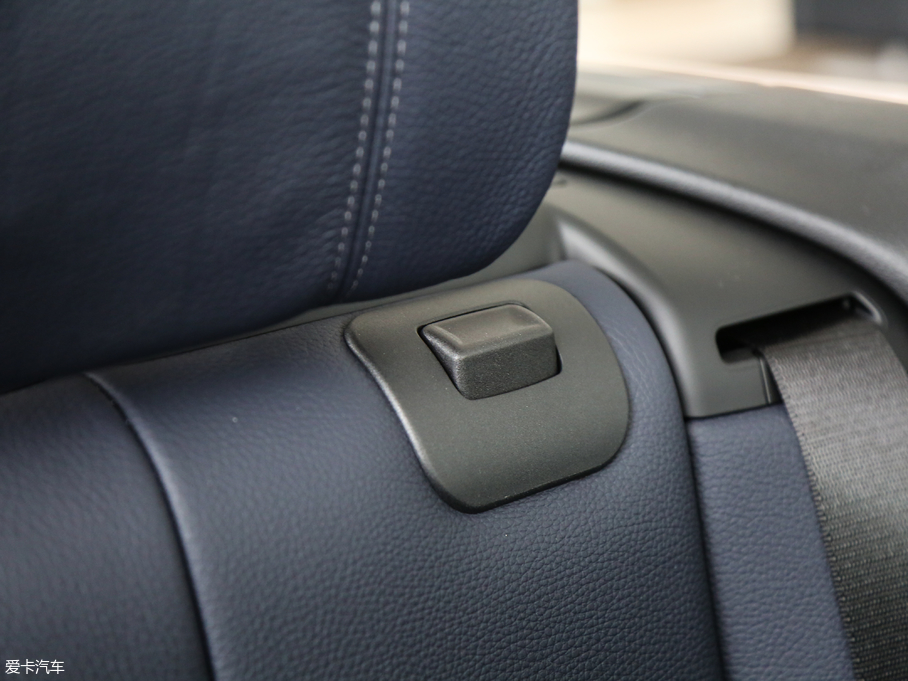 2017R4ϵ 425i M\b