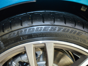 2017430i M\(yn)(dng)b ݆̥Ʒ