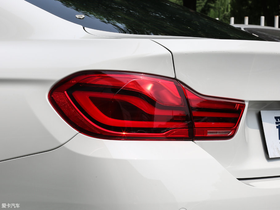 2017R4ϵT 430i M\b