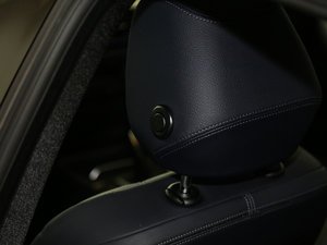 2017425i M\(yn)(dng)b g