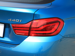 2017440i xDrive M\b ^