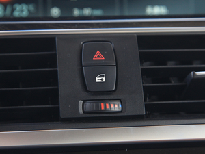 2017440i xDrive M\b п؅^(q)