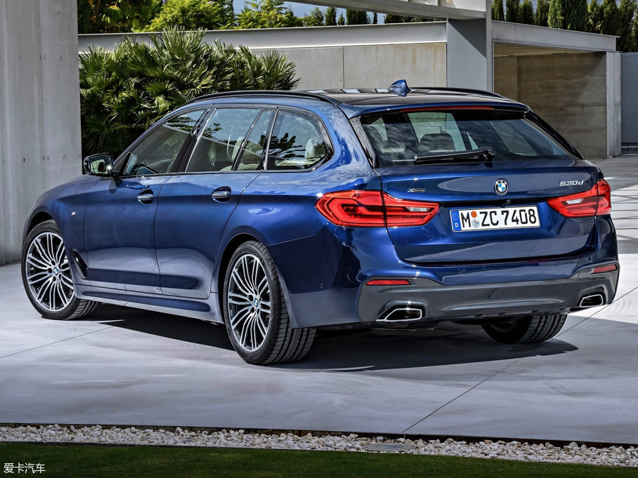 2018款宝马5系旅行车530d xdrive