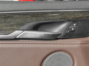 2017��xDrive40e ���g����