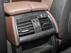 2017��xDrive40e ���g����