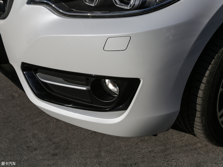 2018R2ϵpT 220i \OӋb