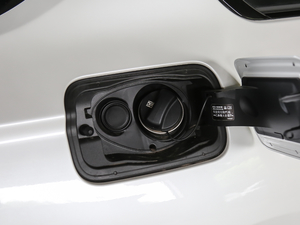 2018225i M\(yn)(dng) (x)(ji)^