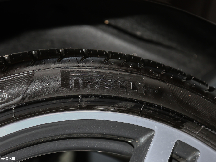 2018R6ϵGT 640i xDrive M\b