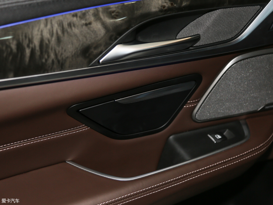 2018R6ϵGT 640i xDrive M\b