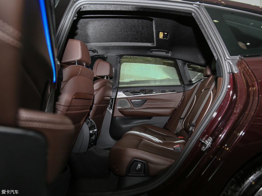 2018R6ϵGT 640i xDrive M\b