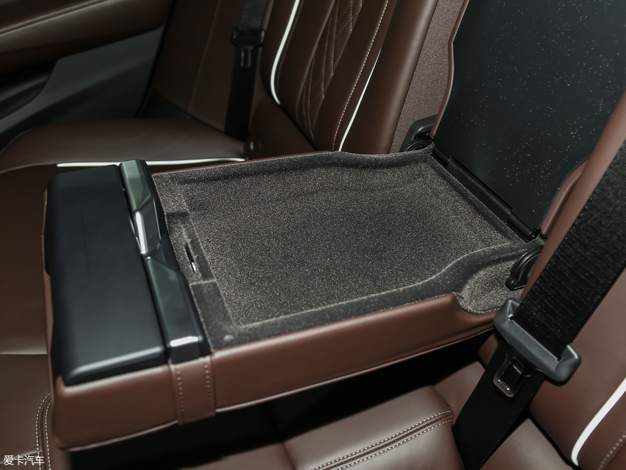 2018R6ϵGT 640i xDrive M\b