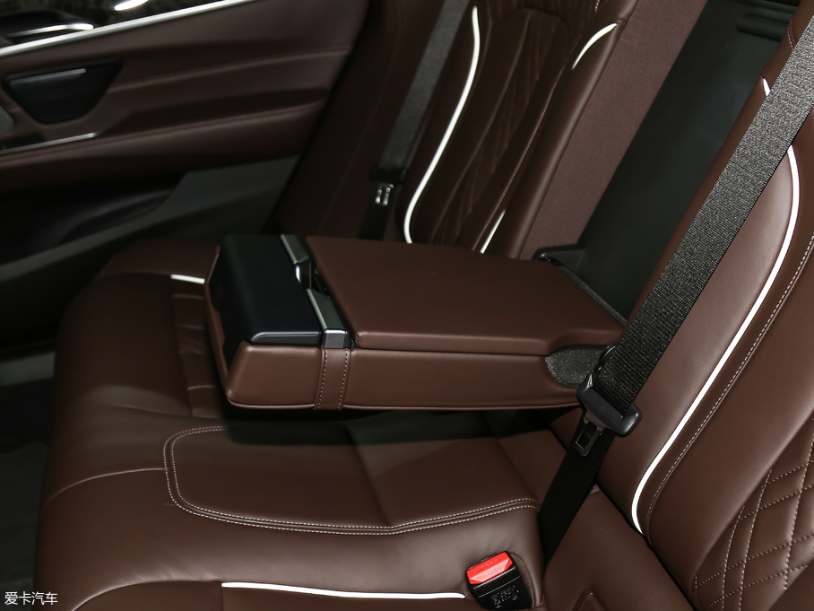 2018R6ϵGT 640i xDrive M\b