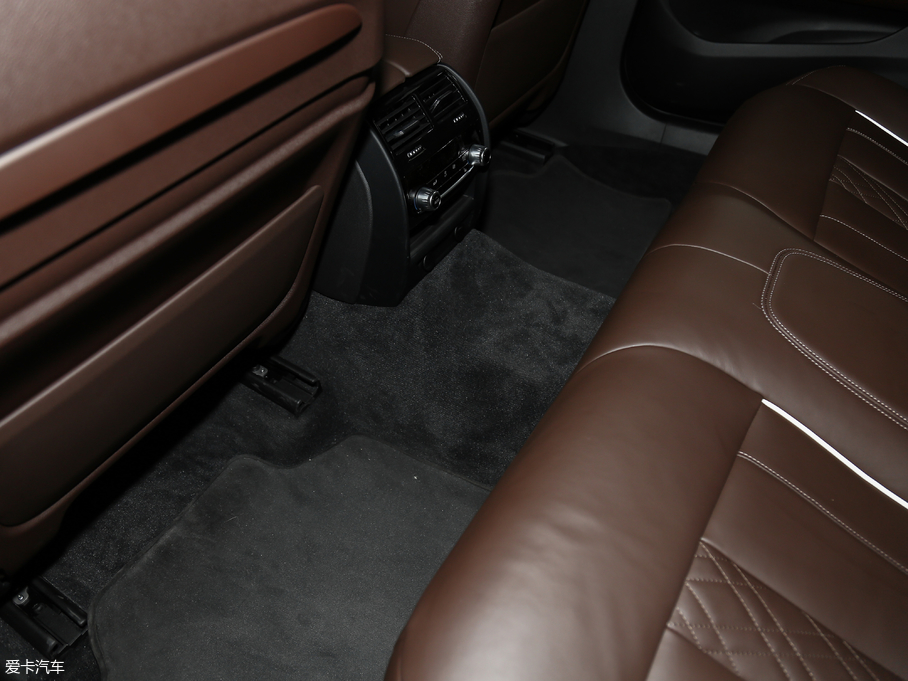 2018R6ϵGT 640i xDrive M\b