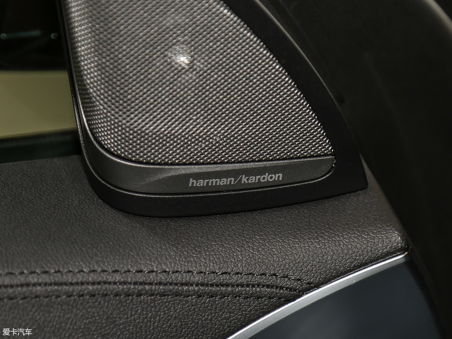 2018R6ϵGT 640i xDrive M\b