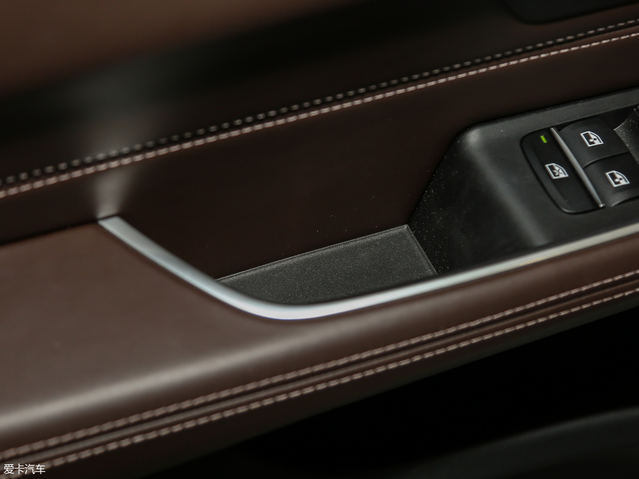 2018R6ϵGT 640i xDrive M\b