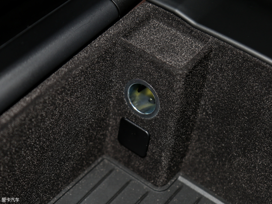 2018R6ϵGT 640i xDrive M\b