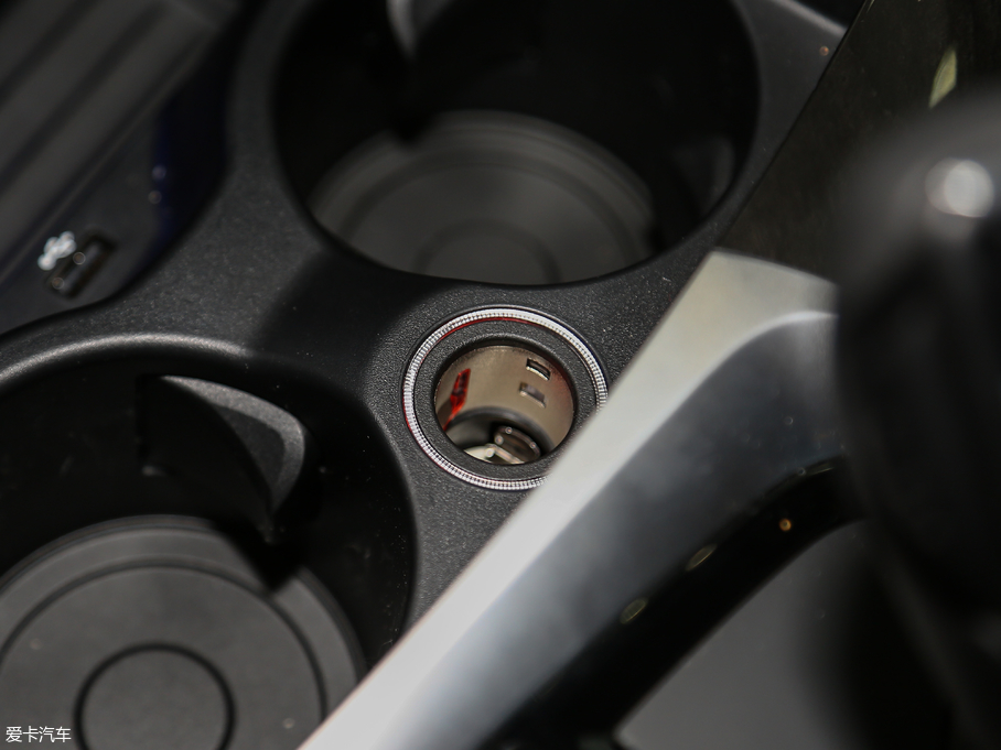 2018R6ϵGT 640i xDrive M\b