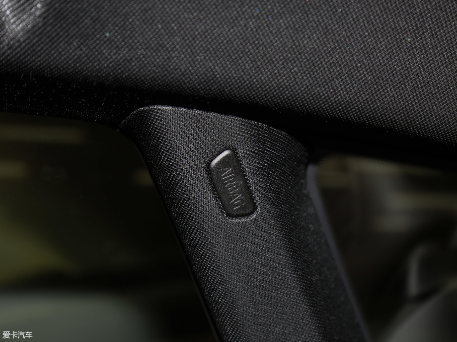 2018R6ϵGT 640i xDrive M\b