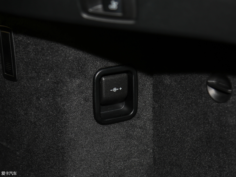 2018R6ϵGT 640i xDrive M\b