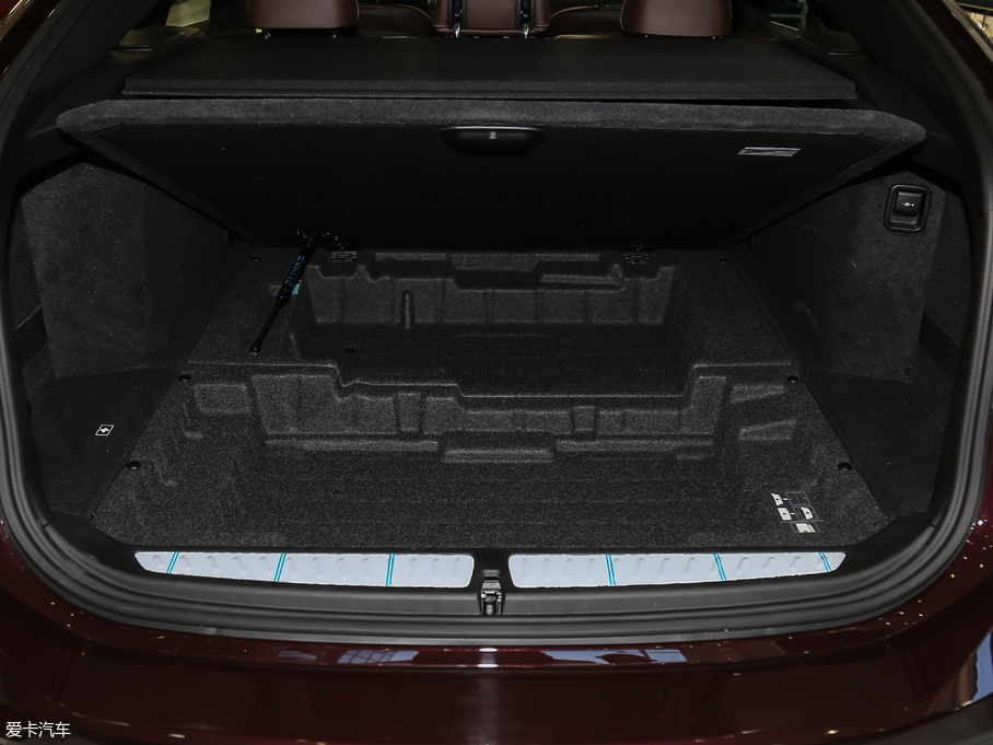 2018R6ϵGT 640i xDrive M\b