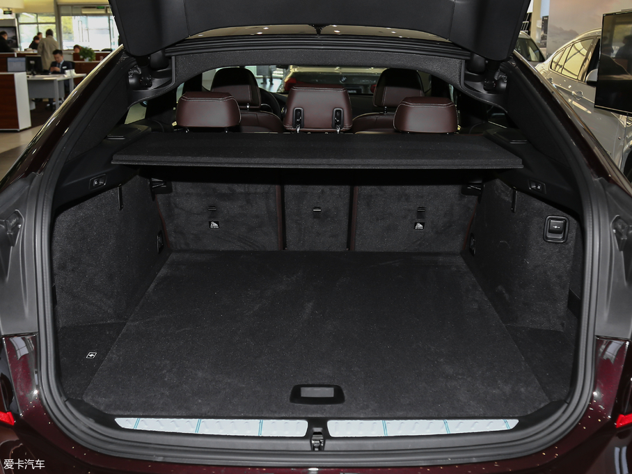 2018R6ϵGT 640i xDrive M\b