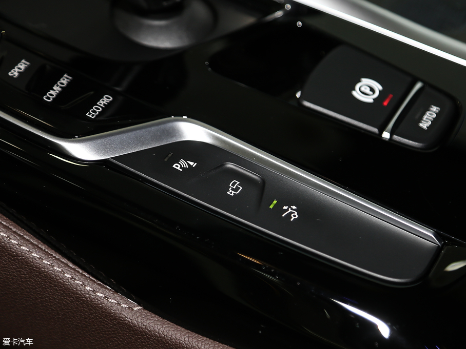 2018R6ϵGT 640i xDrive M\b