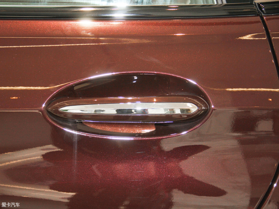 2018R6ϵGT 630i M\b