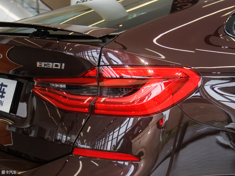 2018R6ϵGT 630i M\b