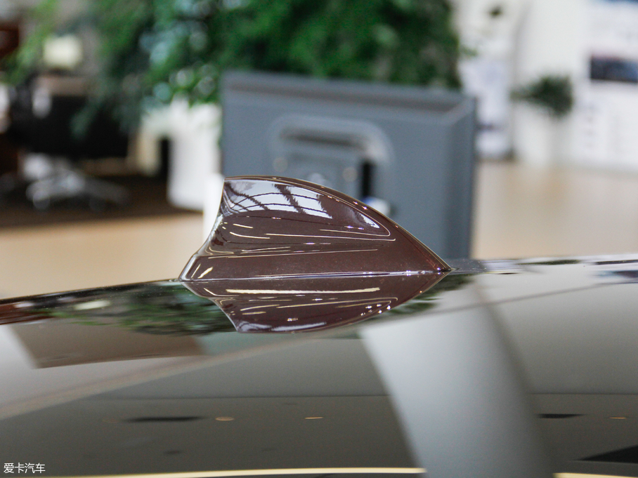 2018R6ϵGT 630i M\b