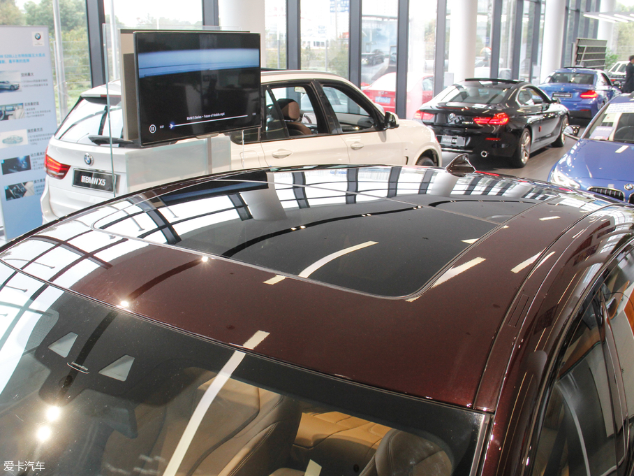 2018R6ϵGT 630i M\b