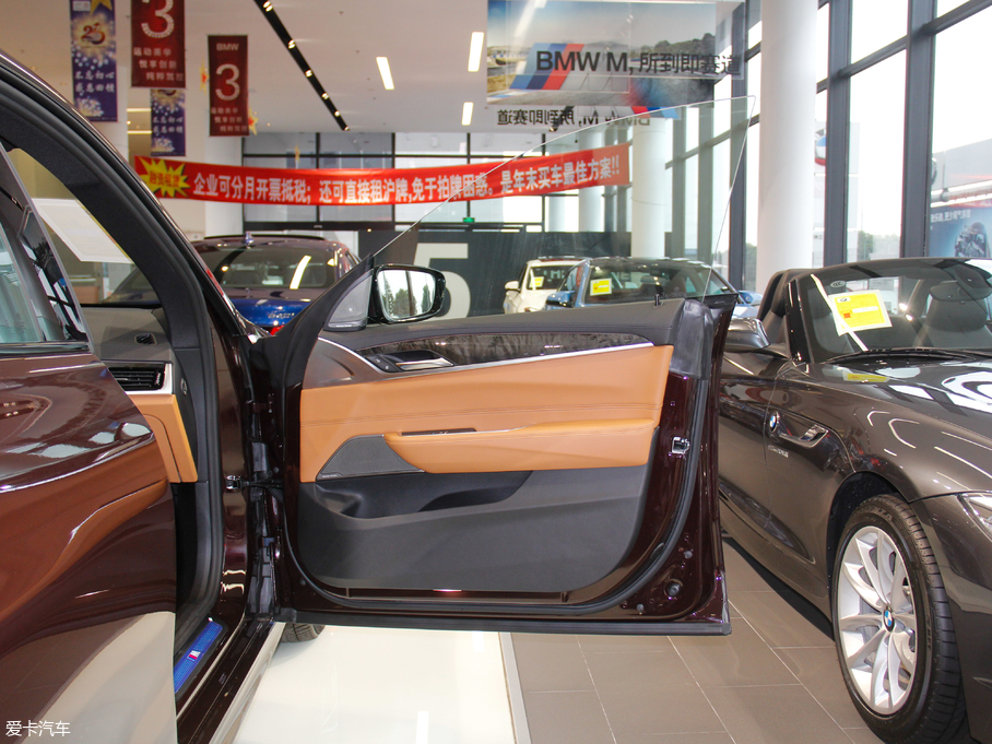 2018R6ϵGT 630i M\b