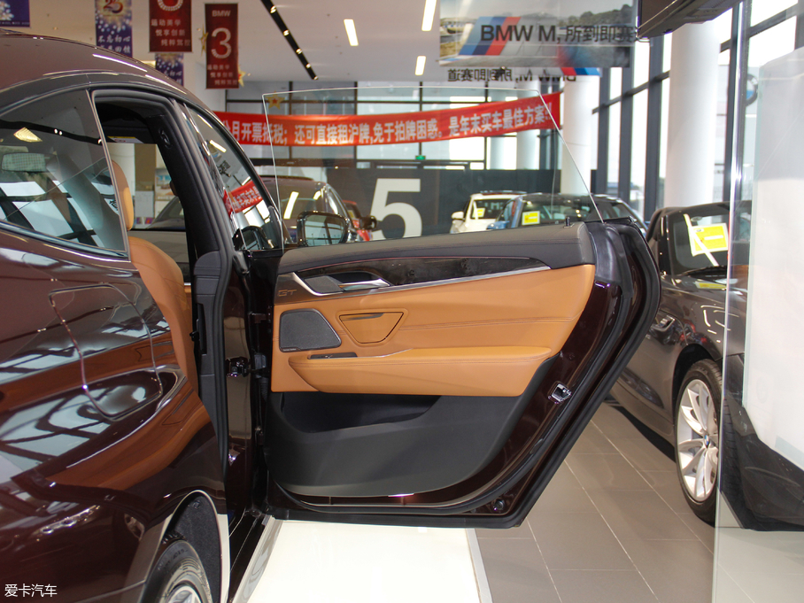 2018R6ϵGT 630i M\b