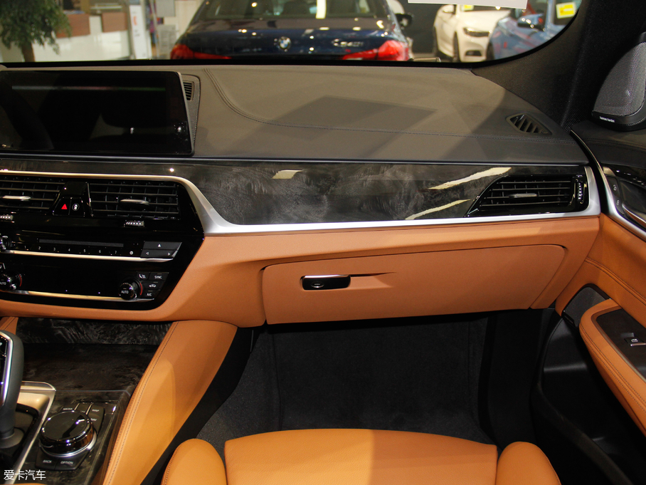 2018R6ϵGT 630i M\(yn)(dng)b