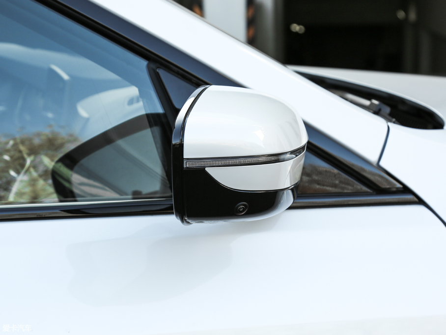 2018R6ϵGT 640i xDrive M\b