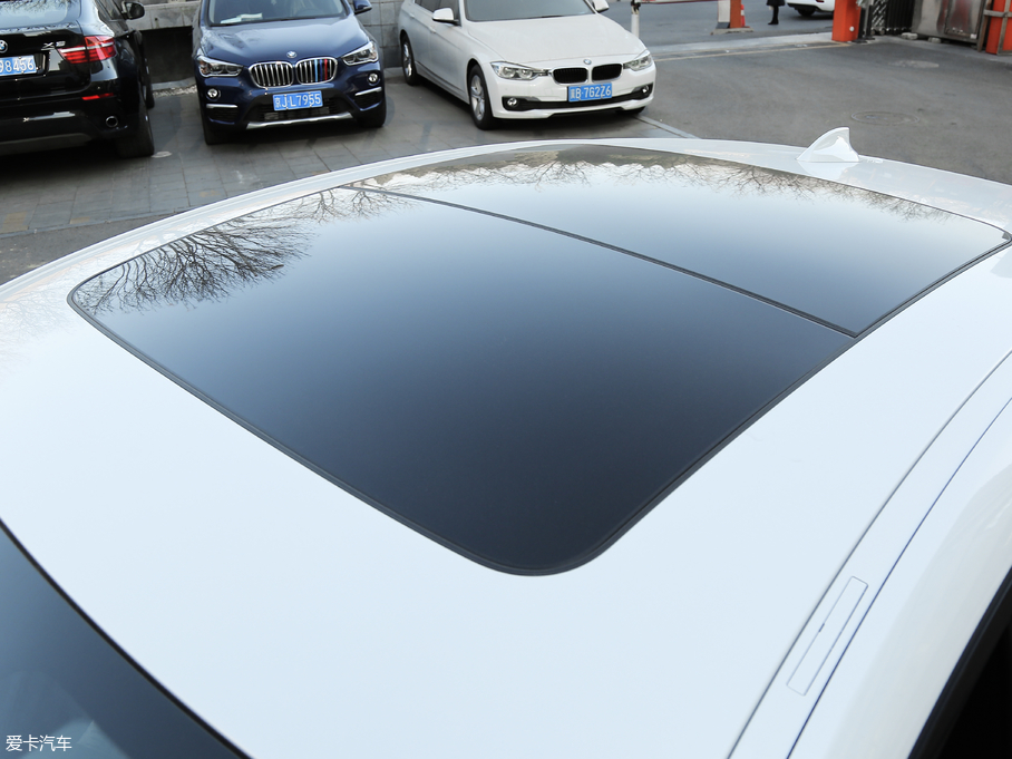 2018R6ϵGT 640i xDrive M\b