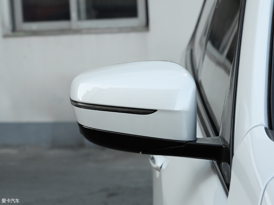 2018R6ϵGT 640i xDrive M\b