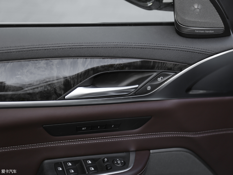 2018R6ϵGT 640i xDrive M\b