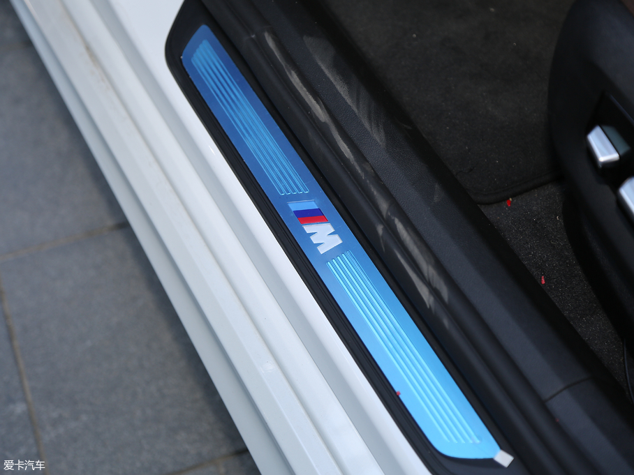 2018R6ϵGT 640i xDrive M\b