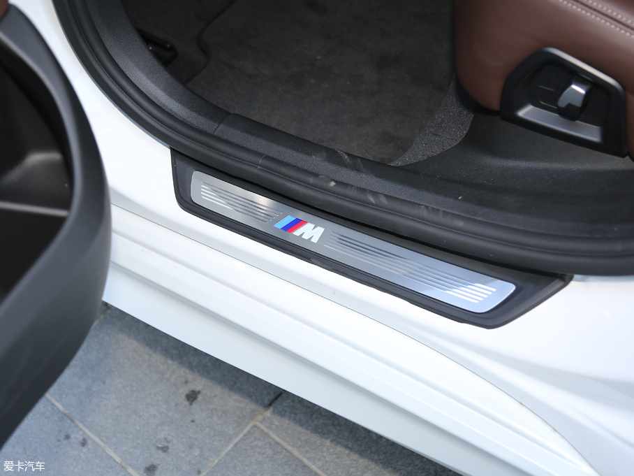 2018R6ϵGT 640i xDrive M\b