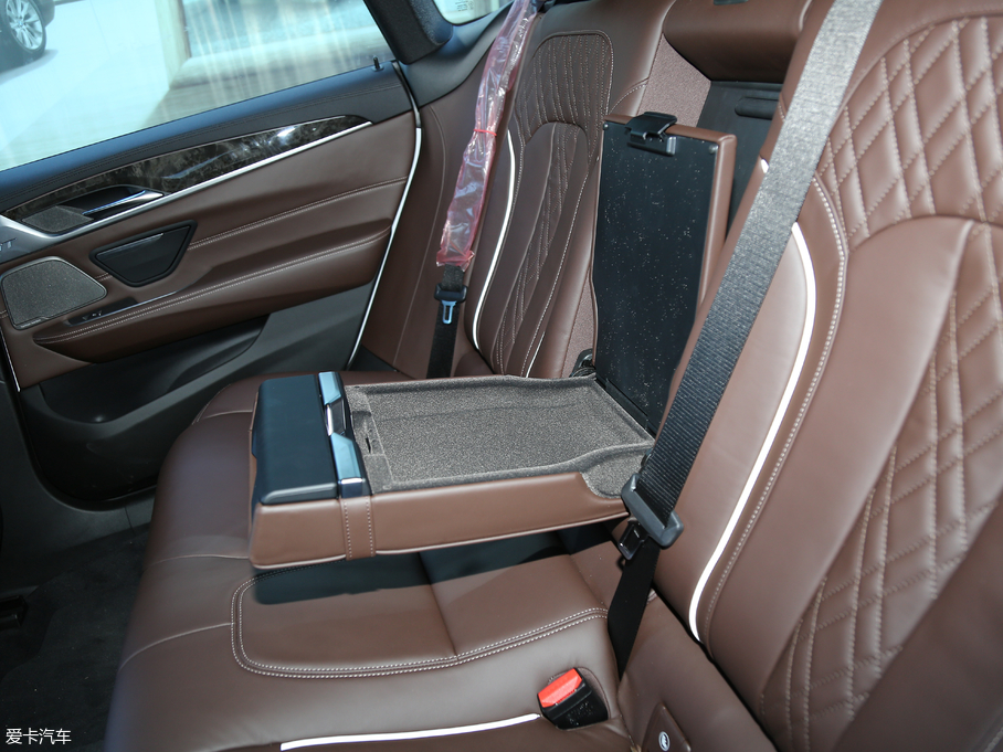 2018R6ϵGT 640i xDrive M\b