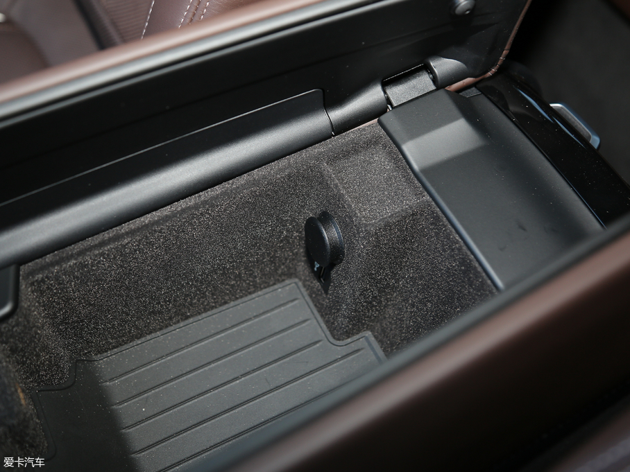 2018R6ϵGT 640i xDrive M\b