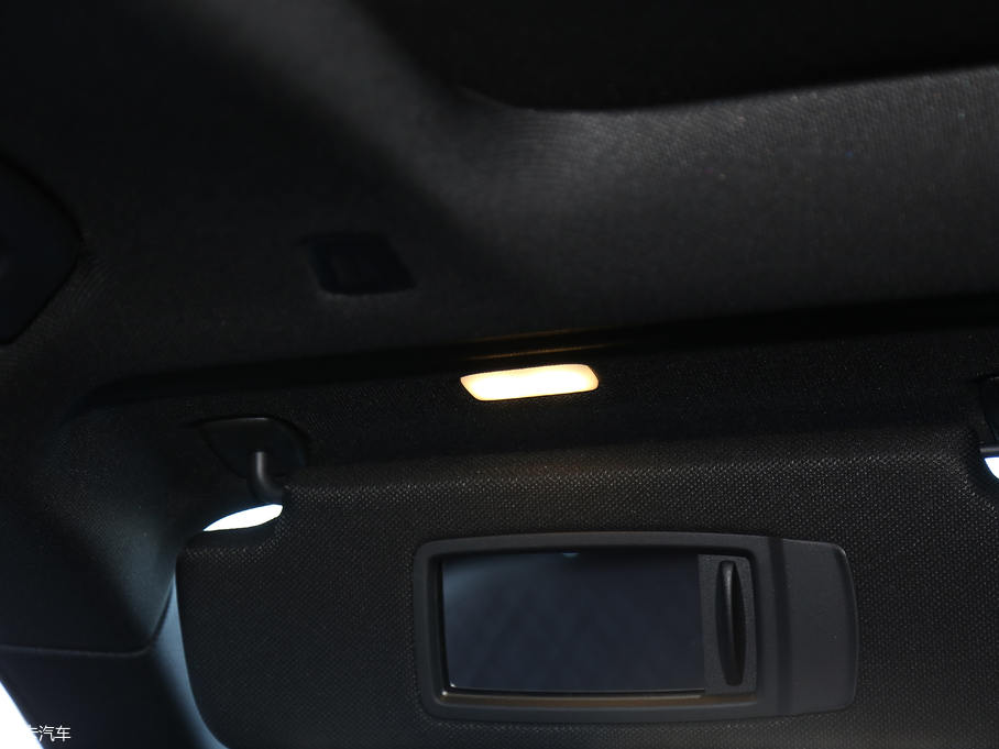 2018R6ϵGT 640i xDrive M\b