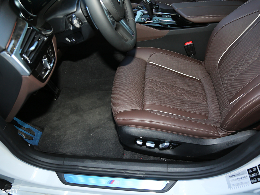 2018R6ϵGT 640i xDrive M\b