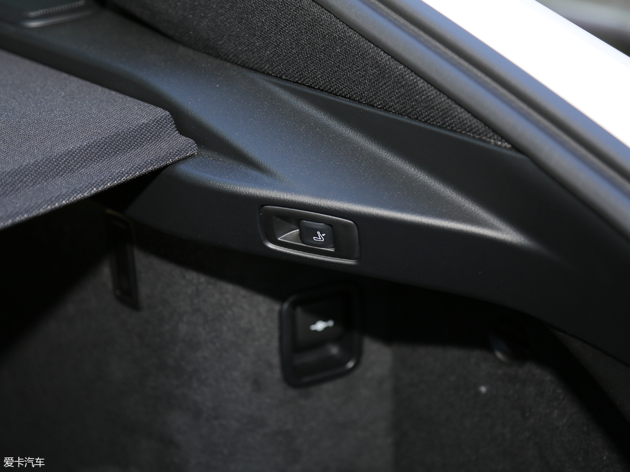 2018R6ϵGT 640i xDrive M\b