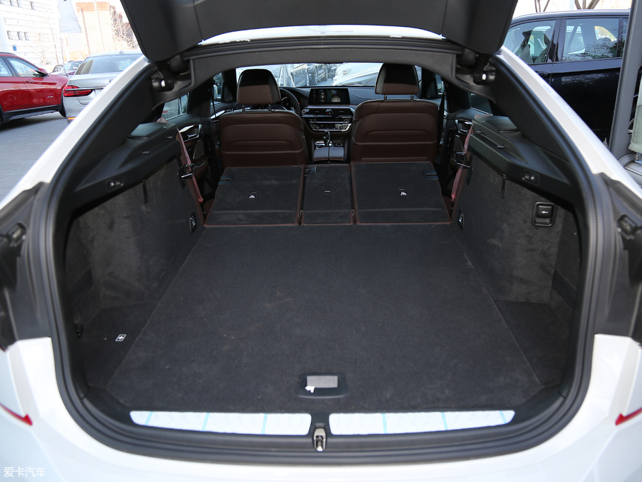 2018R6ϵGT 640i xDrive M\b