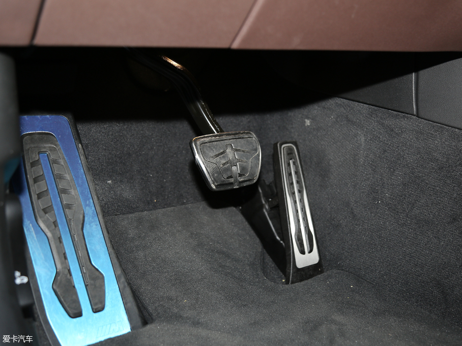 2018R6ϵGT 640i xDrive M\b