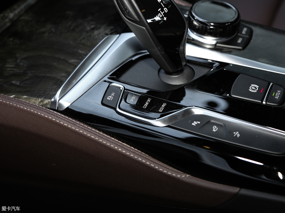 2018R6ϵGT 640i xDrive M\b